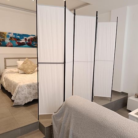 Apartamento Alhucemas Playa Μάλαγα Εξωτερικό φωτογραφία