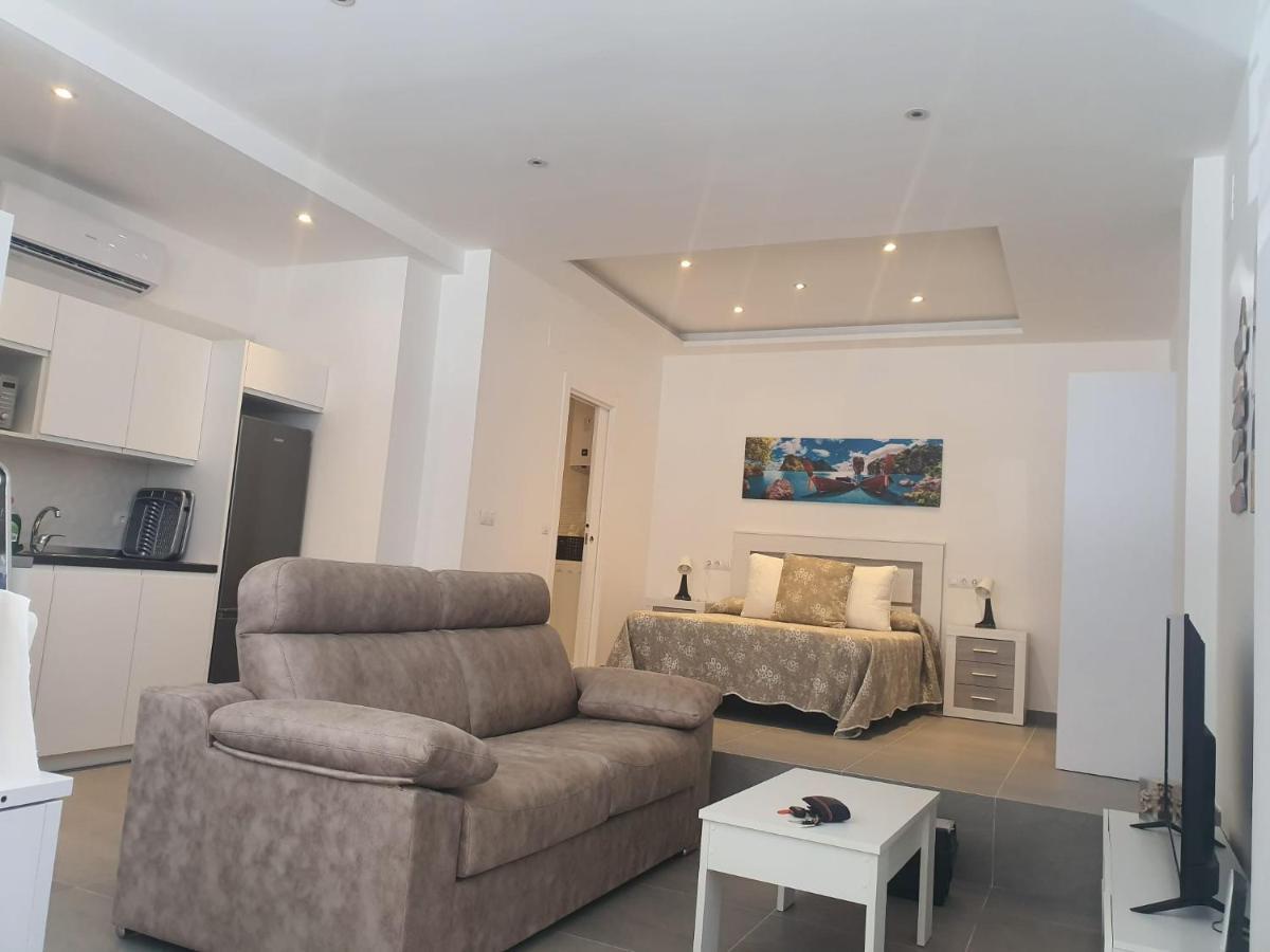 Apartamento Alhucemas Playa Μάλαγα Εξωτερικό φωτογραφία