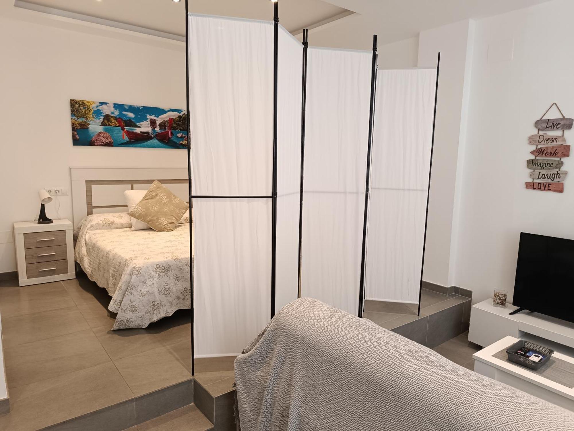 Apartamento Alhucemas Playa Μάλαγα Εξωτερικό φωτογραφία