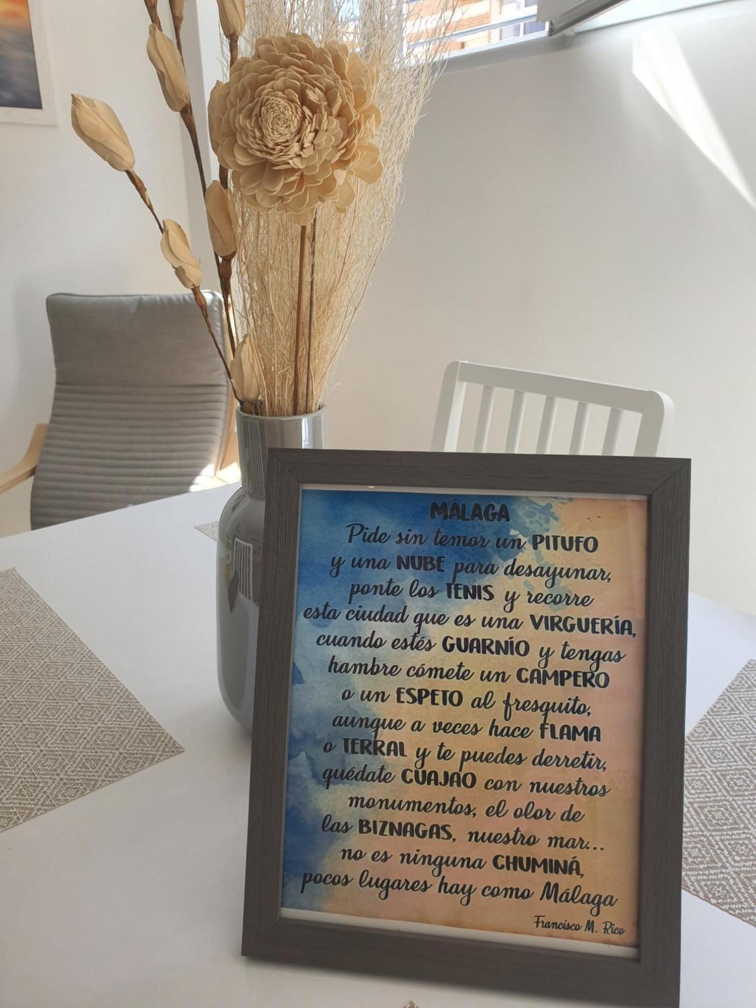 Apartamento Alhucemas Playa Μάλαγα Δωμάτιο φωτογραφία